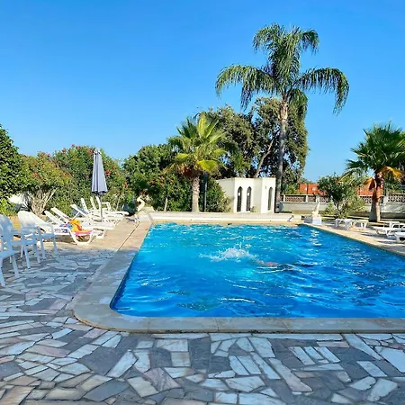 Quinta Shiamar *